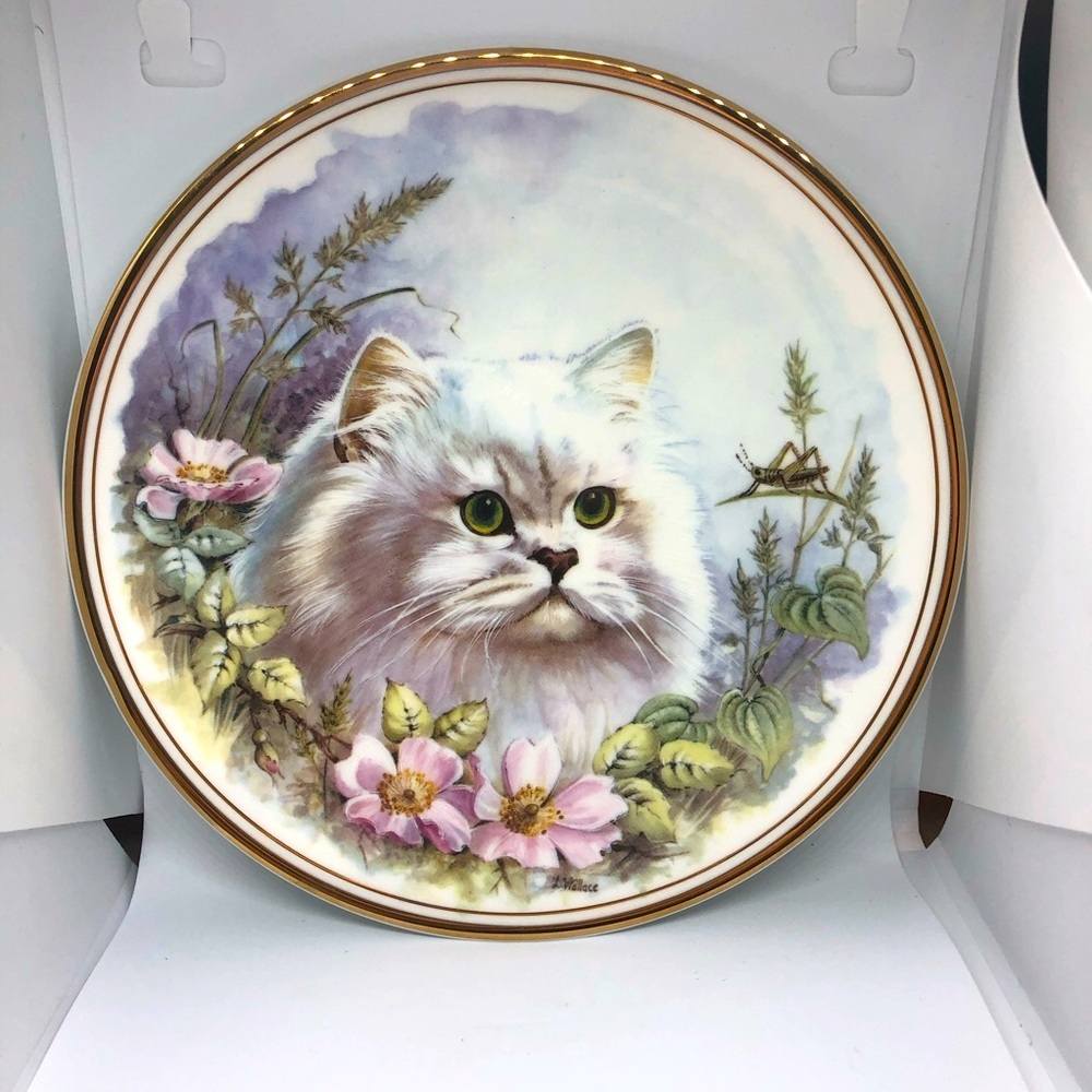 Royal Kent Bone China Cat Collectors Plate
